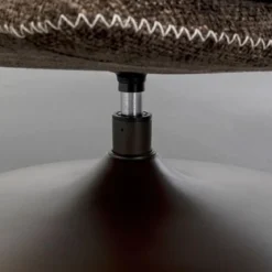Draai fauteuil met voetenbank - Kare Design Montreal