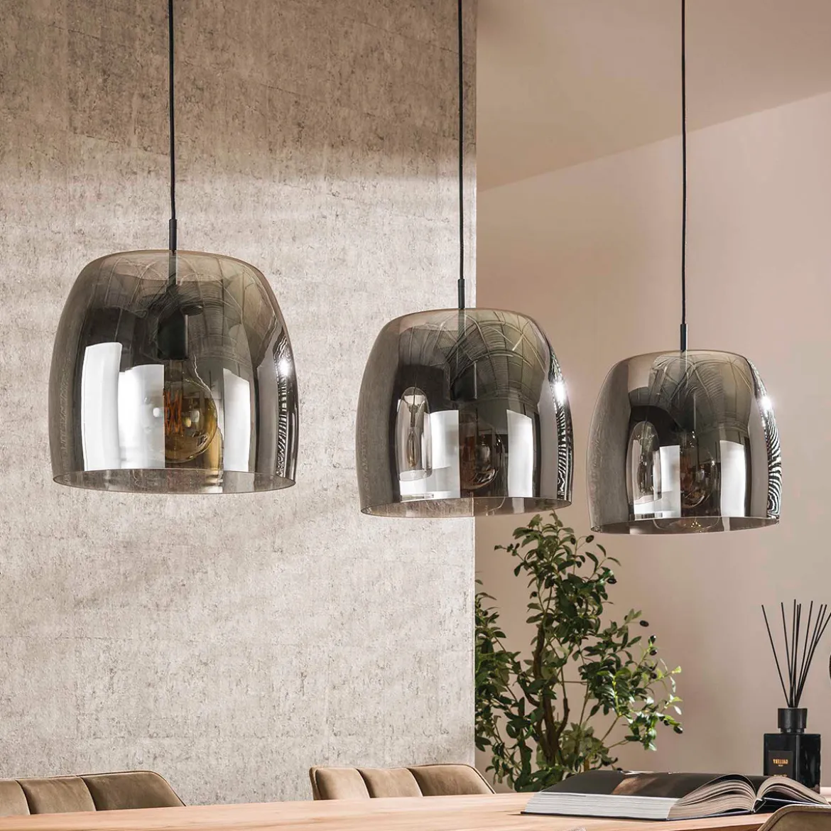 Eettafel hanglamp grijs rook glas - Santa Drift Glass
