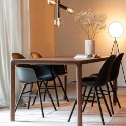 Eettafel hout modern design - Zuiver Storm