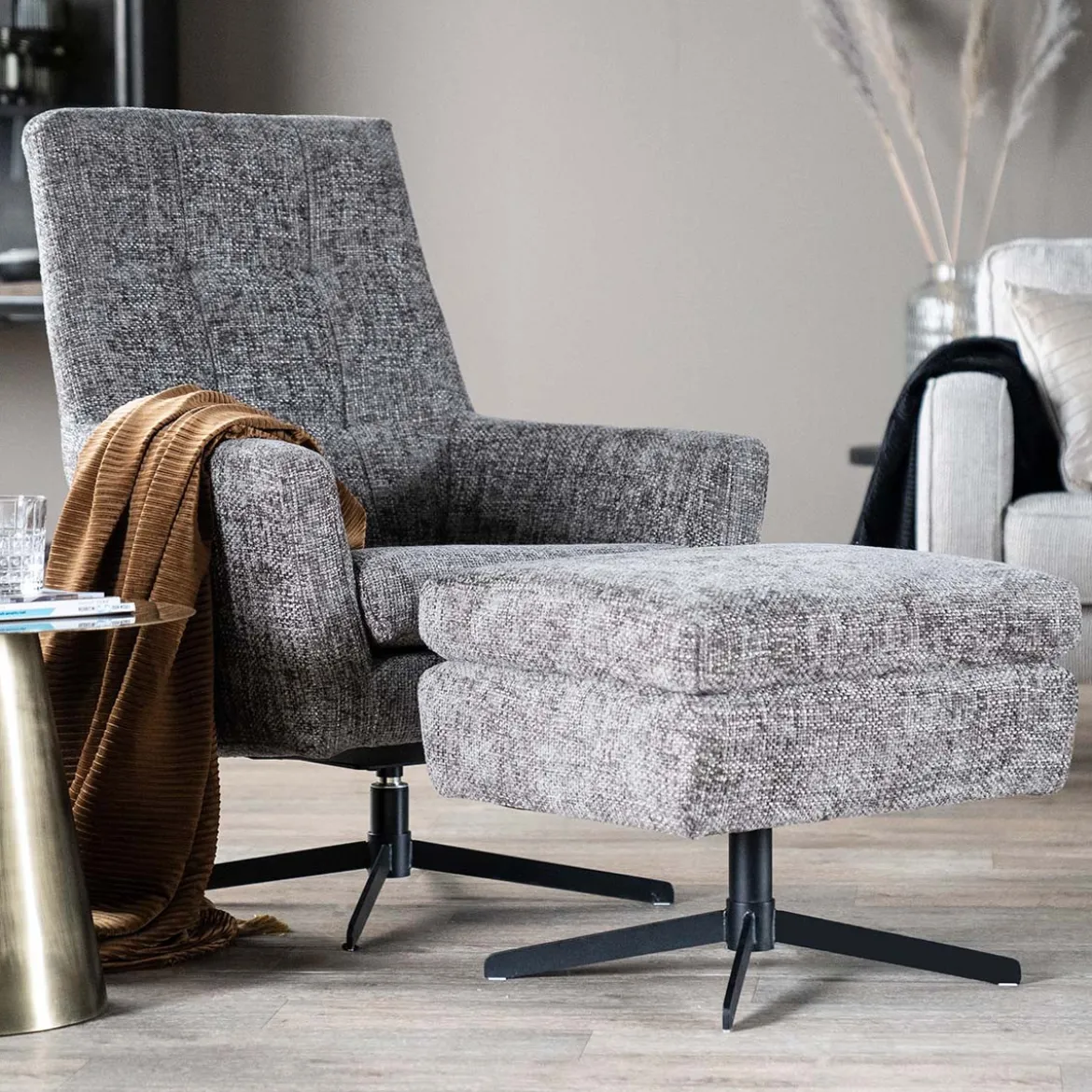 Fauteuil met knopen samenstellen - SEVN Dea