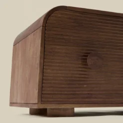 Houten tv-meubel met ronde hoeken - Bodio Matala