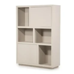 Moderne kast van taupe eiken - Eleonora Helsinki