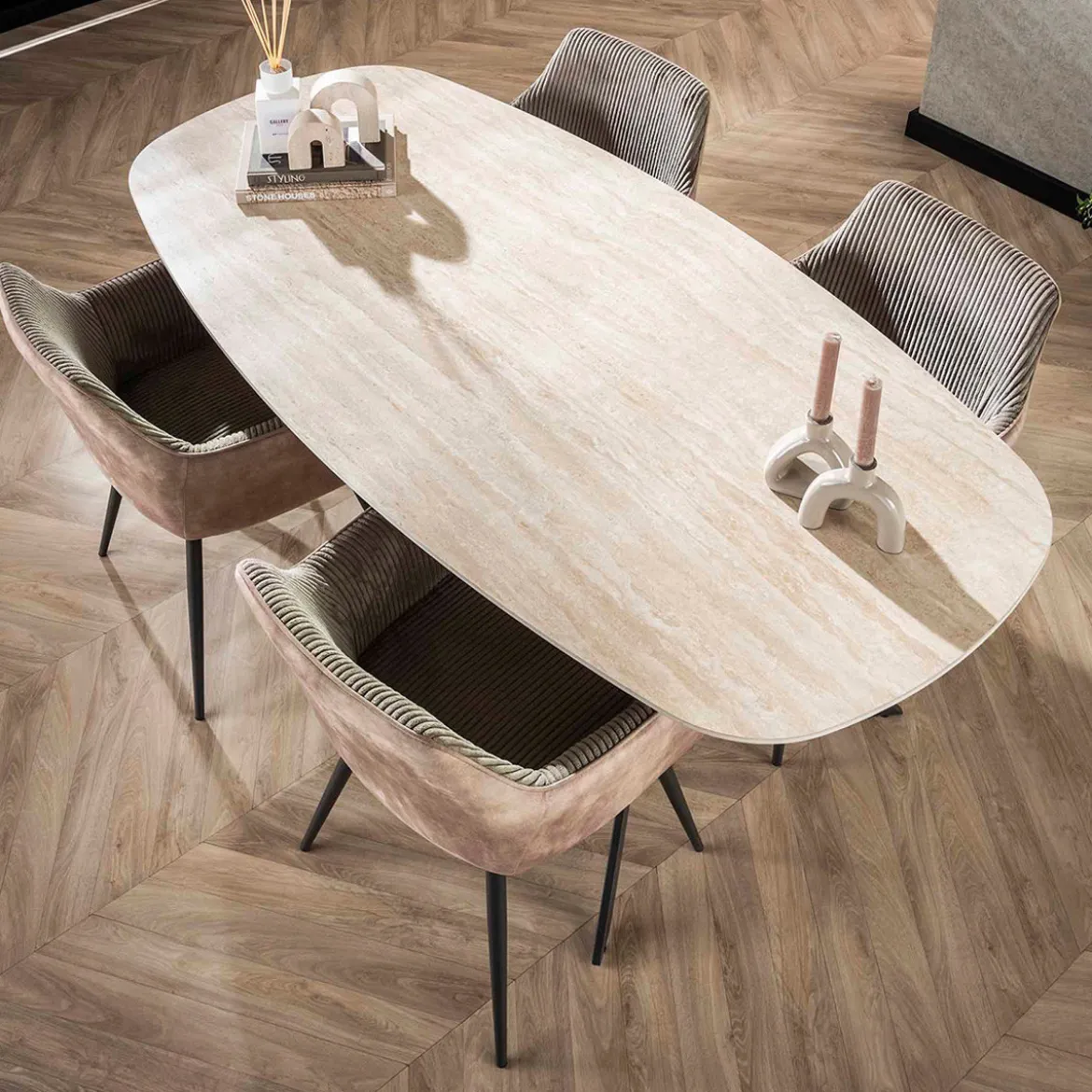 Ovale eettafel beige keramiek travertin - Giani Ceramic
