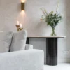 Sidetable travertin op ronde pilaren - Richmond Interiors Hampton