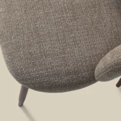 Walnoot eetkamerstoel met ronde rug beige - Bodio Maeve