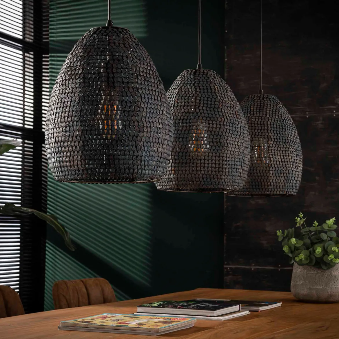 Zwart-bruine hanglamp met ovale kappen - Santa Armor